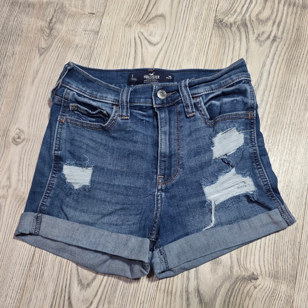 Hollister High Rise Soft Stretch Distressed Denim Shorts - Size 1 (W25)